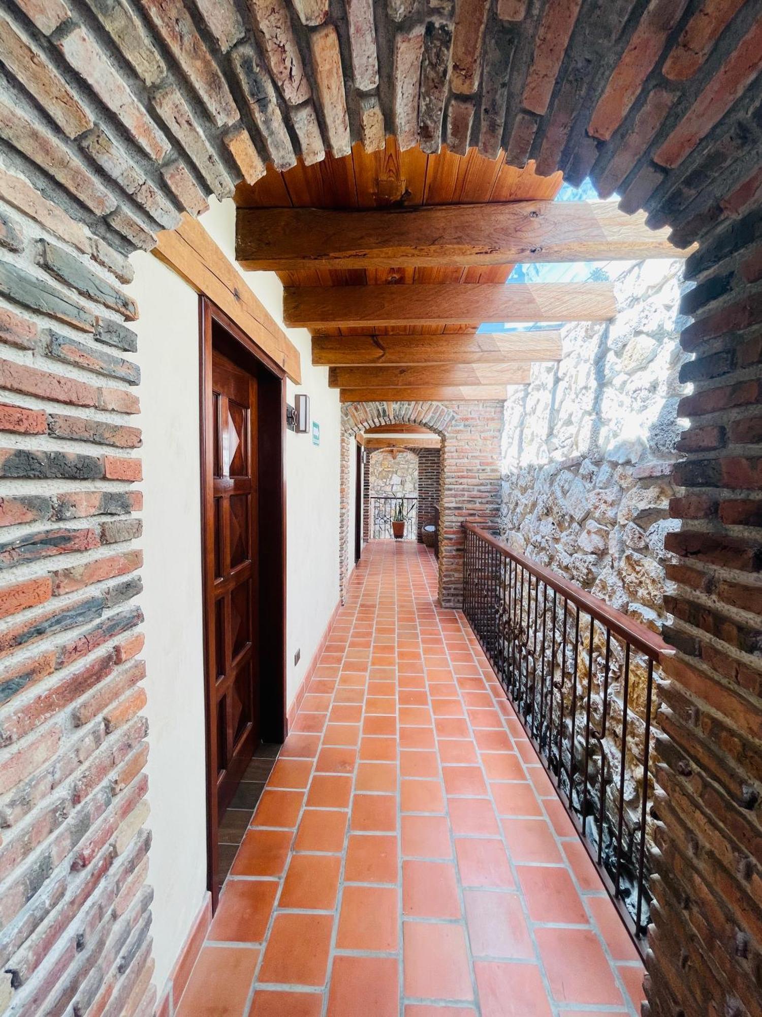 La Estancia Сан-Кристобаль-де-Ла-Касас Экстерьер фото